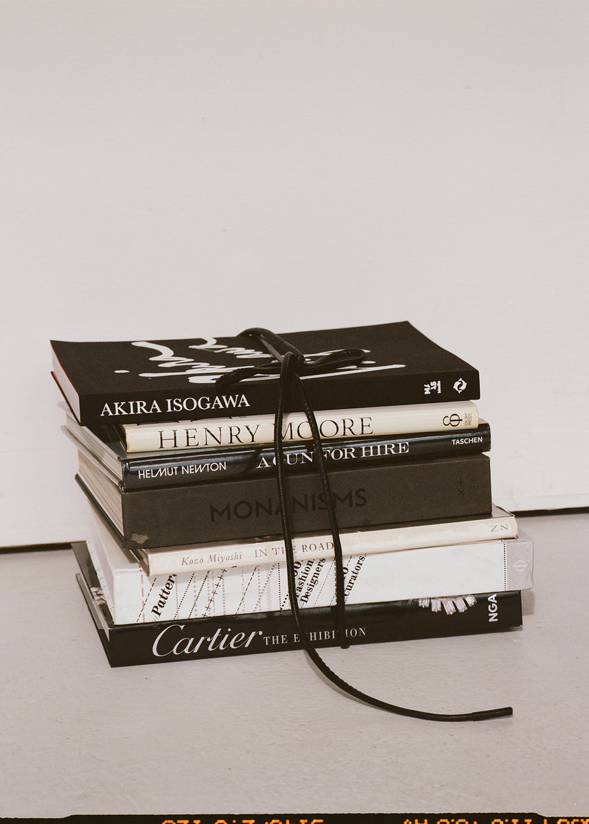A GUN FOR HIRE ヘルムート・ニュートン Helmut Newton. A Gun for Hire (Photo Books S.) (Multilingual