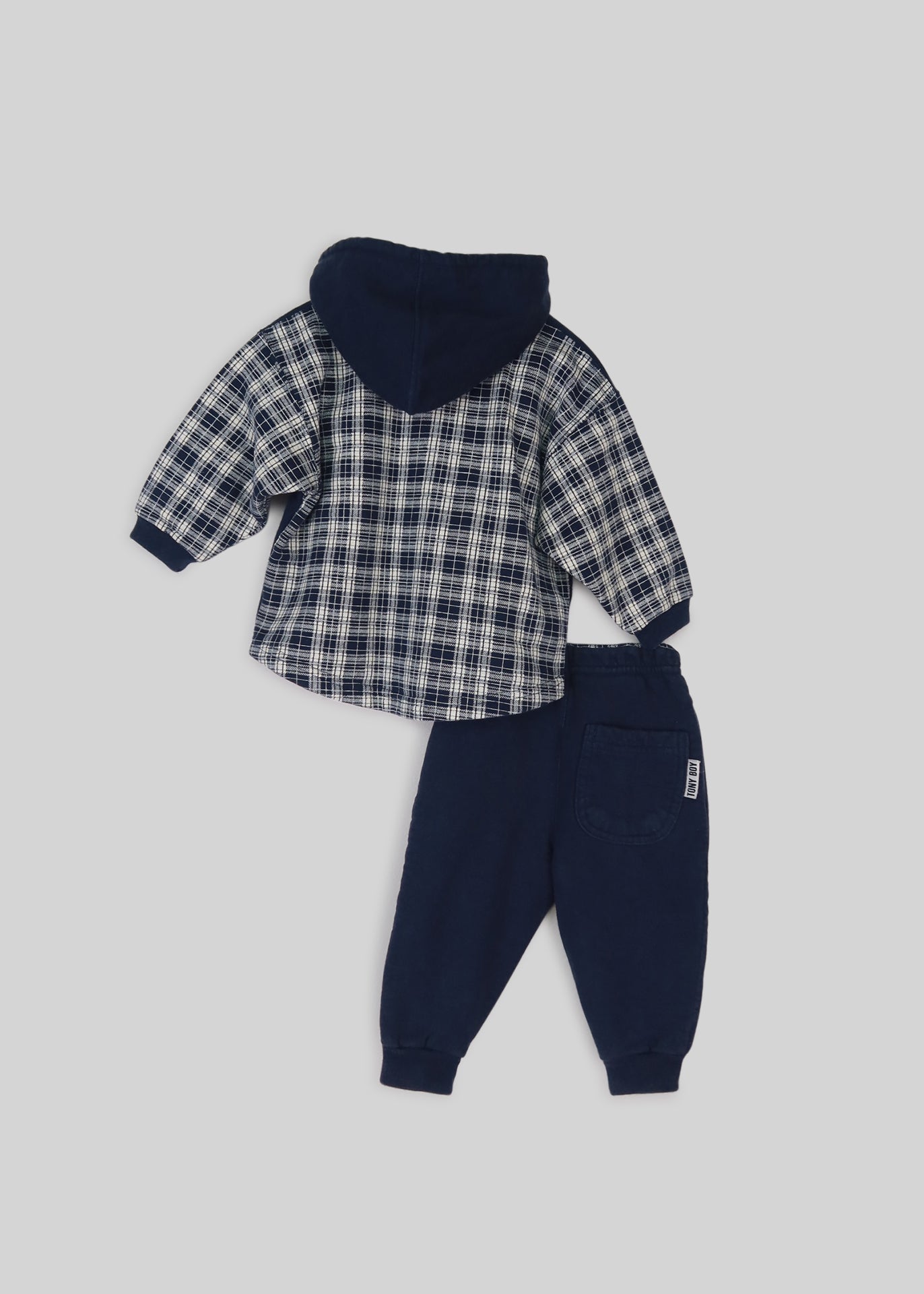 12M OUTFIT