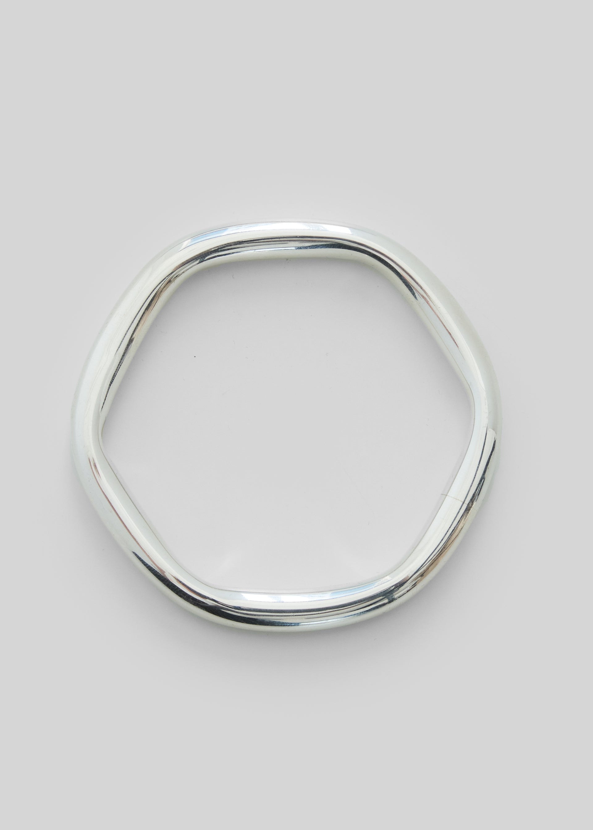 VINTAGE STERLING SILVER BANGLE - COMING SOON